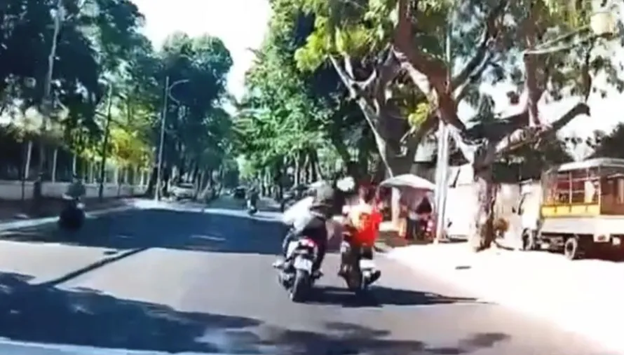 Hình ảnh tấn công người đi đường được cắt từ clip
