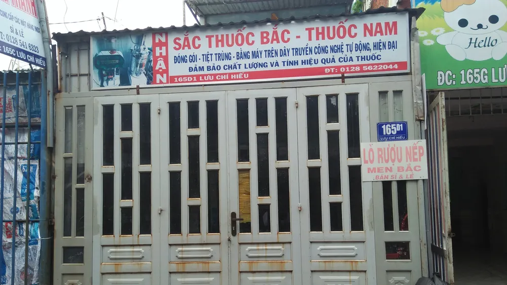 Nhà của ông Bùi Văn Sách quảng cáo chữa bệnh ung thư 