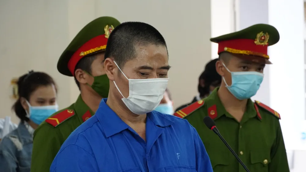 Bị cáo Phạm Văn Dũng tại phiên tòa xét xử ngày 10-11-2021