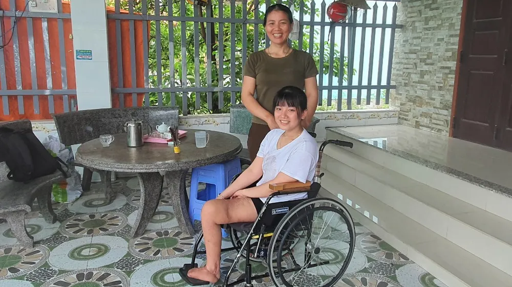 Tòa buộc công ty bồi thường 186 triệu đồng chi phí lắp chân giả cho nữ sinh bị xe tải tông thương tật 87%