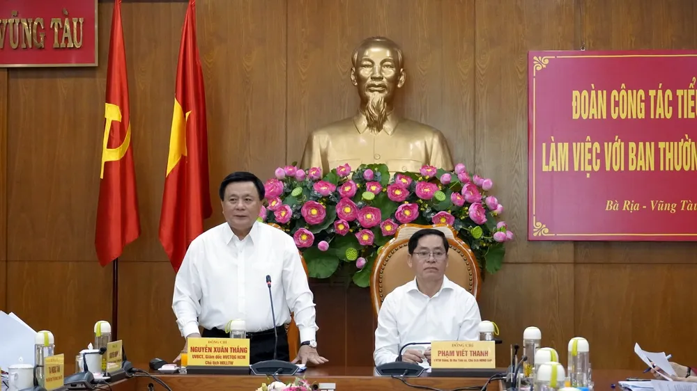 Đoàn công tác Tiểu ban Văn kiện Đại hội XIV của Đảng do đồng chí Nguyễn Xuân Thắng, Ủy viên Bộ Chính trị, Chủ tịch Hội đồng Lý luận Trung ương, Giám đốc Học viện Chính trị quốc gia Hồ Chí Minh dẫn đầu làm việc với tỉnh Bà Rịa - Vũng Tàu