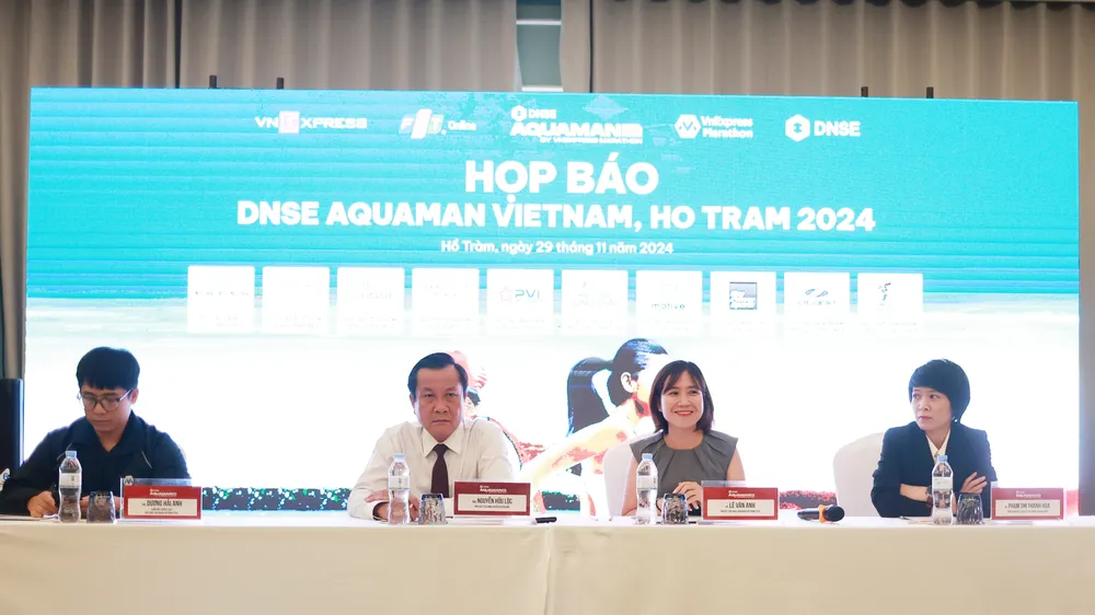 Buổi họp báo cung cấp thông tin về giải thể thao hai môn phối hợp (bơi-chạy) DNSE Aquaman Việt Nam Hồ Tràm 2024. Ảnh: ĐỨC ĐỒNG