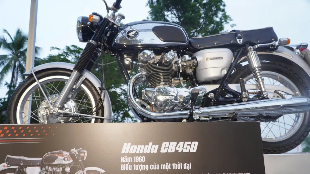 Xe môtô cổ trưng bày tại Đại hội môtô chuyên nghiệp Honda Biker Rally 2025