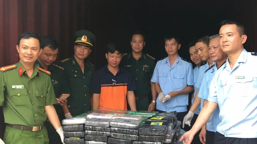 Bộ đội Biên phòng mạnh tay trấn áp tội phạm biên giới biển 
