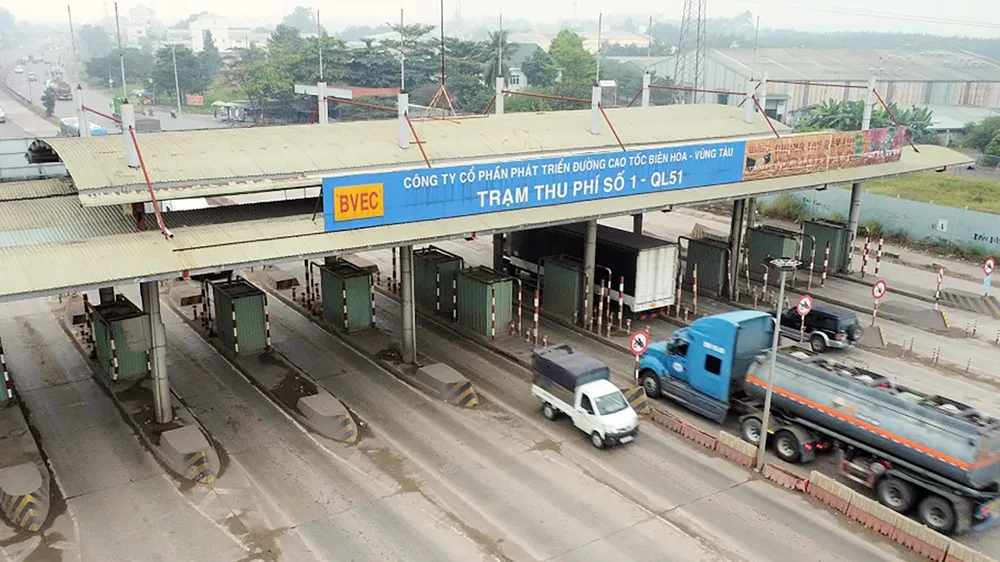 Trạm thu phí số 1 đoạn qua Đồng Nai chưa được tháo dỡ dù đã dừng thu phí