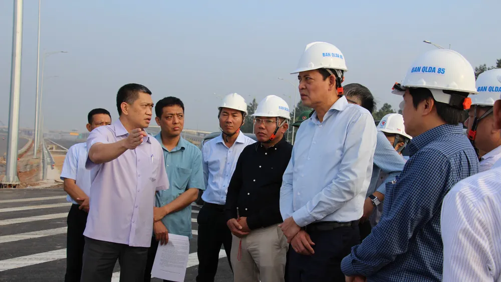 Đoàn công tác của Bộ Xây dựng kiểm tra điều kiện vận hành tạm thời cao tốc Biên Hòa - Vũng Tàu trước Tết Nguyên đán Bính Ngọ 2026