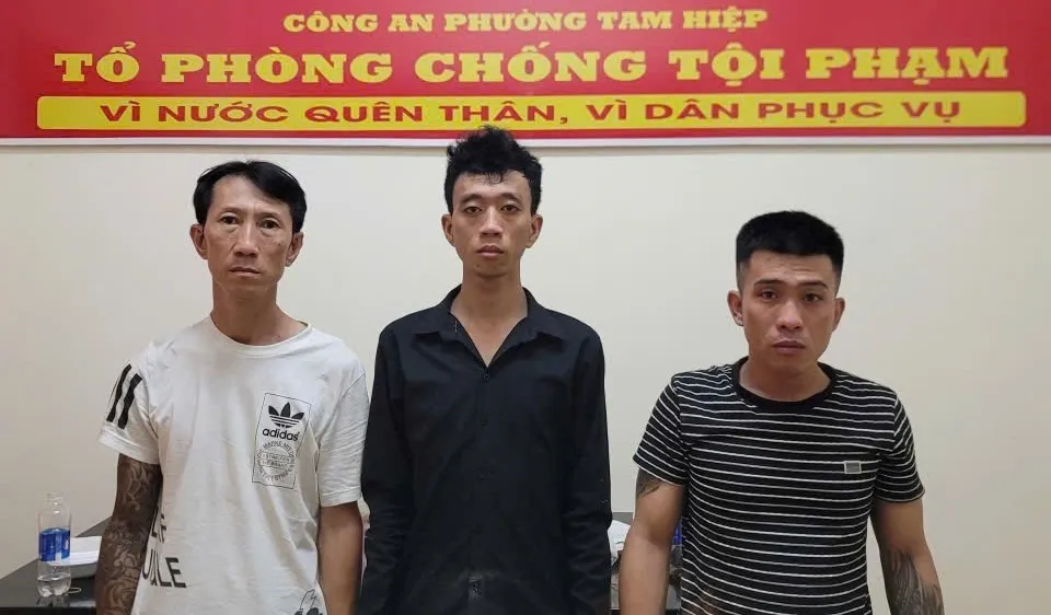 Nhóm đối tượng tấn công anh T.T.P. đã bị Công an Đồng Nai bắt giữ. Ảnh: CAĐN