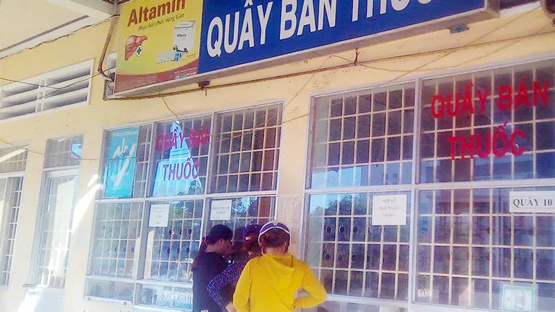 Giá 126 loại thuốc trúng thầu cao bất thường 