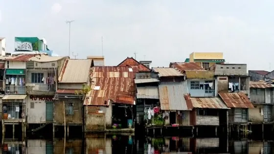 Quận 8 với phần lớn các khu nhà tạm bợ đang trong quá trình giải tỏa