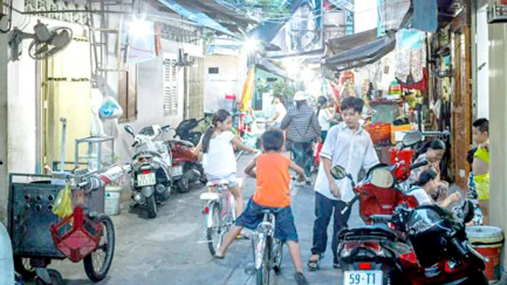 Nhà cửa người dân khu Mã Lạng xuống cấp nhưng không xây sửa được do quy hoạch treo.