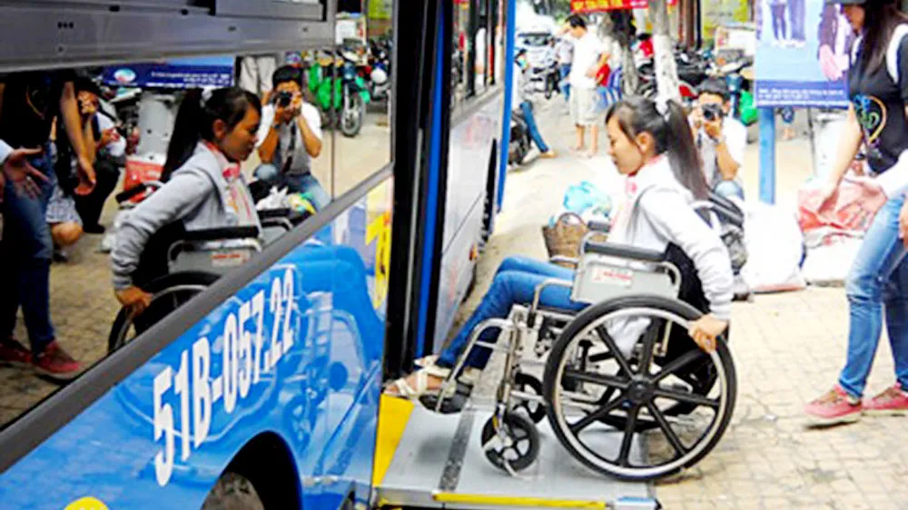 Các đối tượng được miễn giảm vé xe buýt