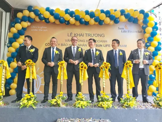 Sun Life Việt Nam khai trương thêm 5 văn phòng kinh doanh và dịch vụ khách hàng
