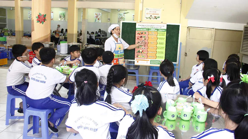 Nhật Bản hỗ trợ bếp ăn bán trú