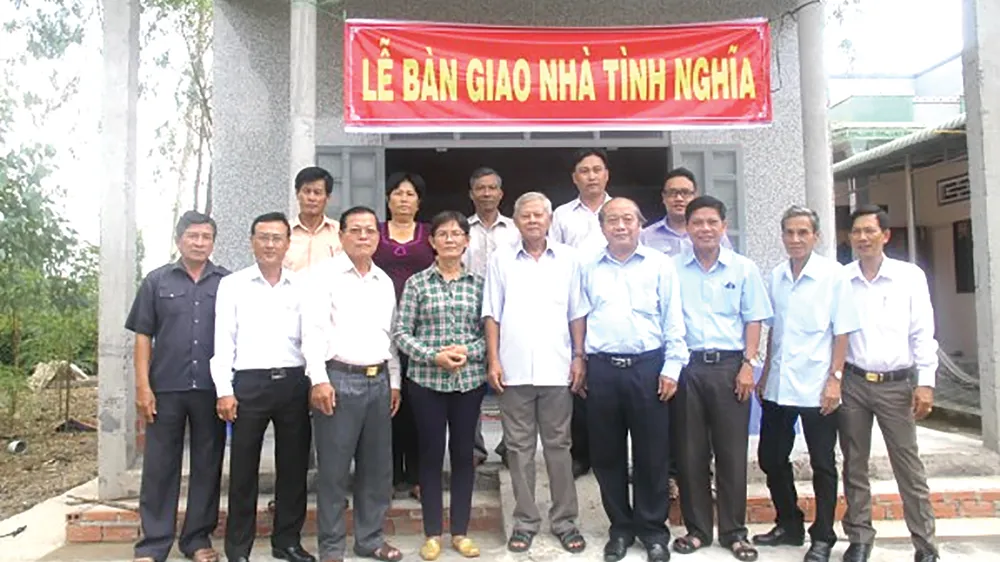 Công ty XSKT Tiền Giang trao nhà tình nghĩa 