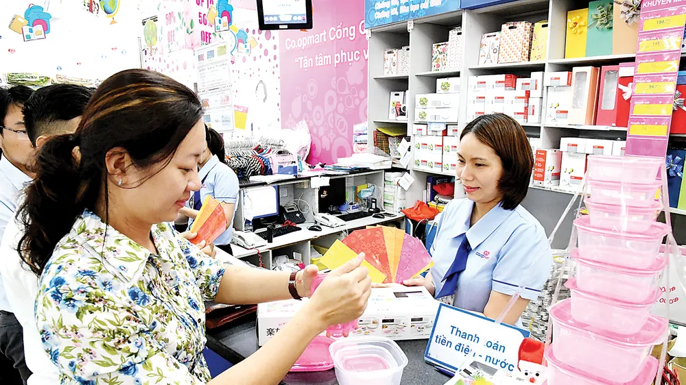 Trữ thức ăn an toàn với hộp nhựa Rakuchin Pack của Nhật được nhiều khách hàng Co.opmart lựa chọn