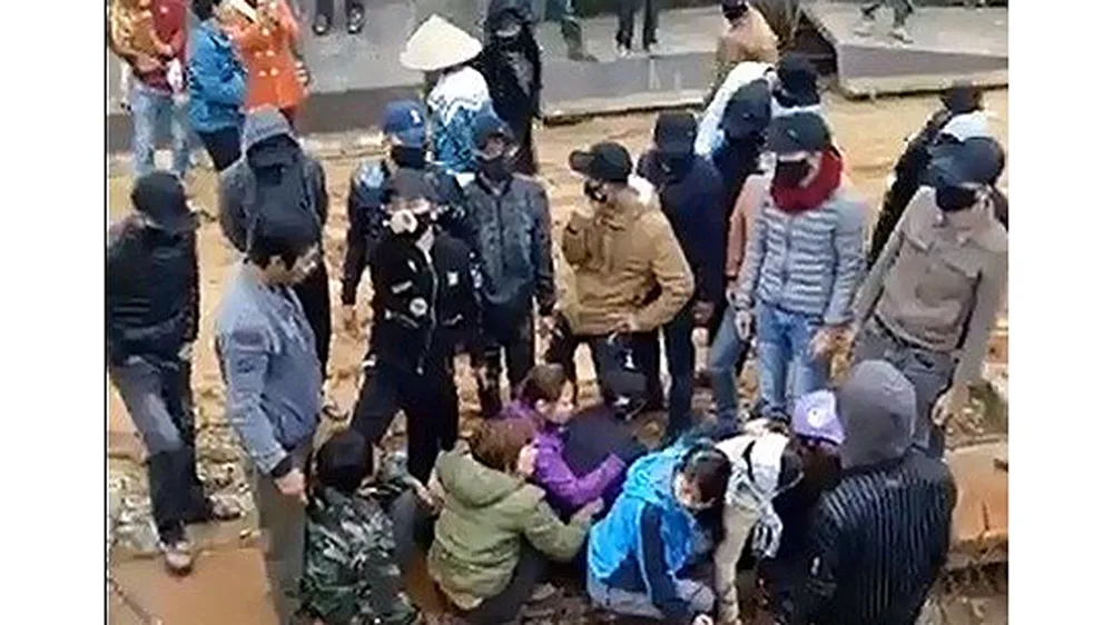 Hiện trường xảy ra vụ việc (Ảnh cắt từ video clip)