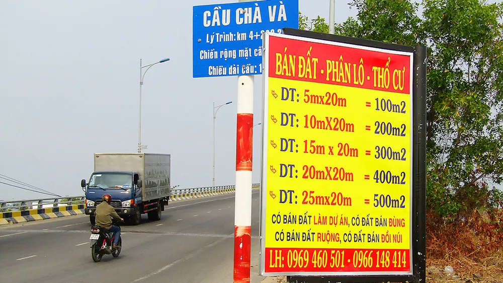 Sốt đất ảo quanh dự án Tổ hợp hóa dầu miền Nam