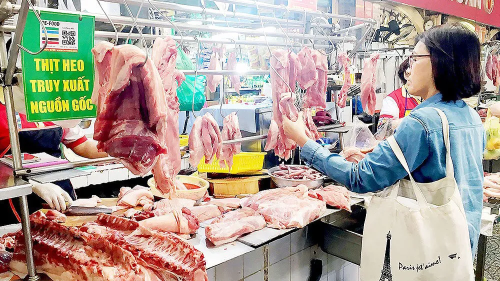 Sản phẩm thịt heo kinh doanh tại chợ Bến Thành, quận 1, TPHCM