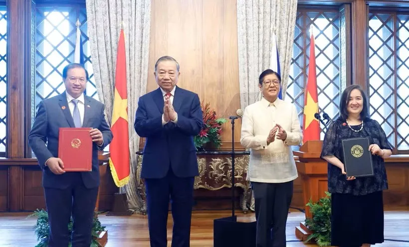 Việt Nam-Philippines nâng cấp quan hệ Đối tác Chiến lược tăng cường