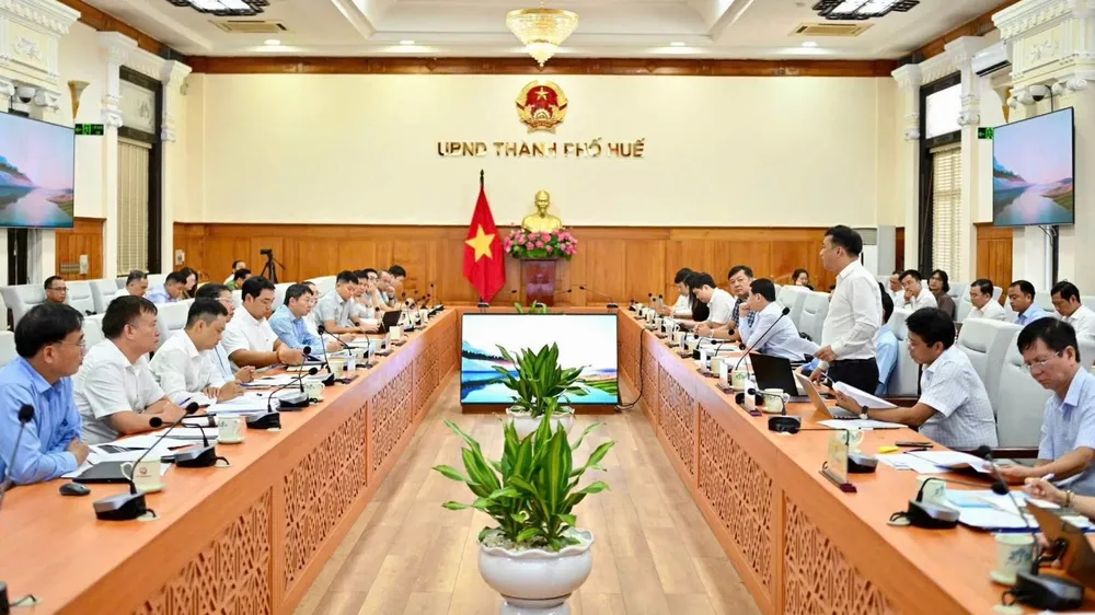 ACV và TP Huế nghiên cứu tăng đầu tư hạ tầng sân bay Phú Bài