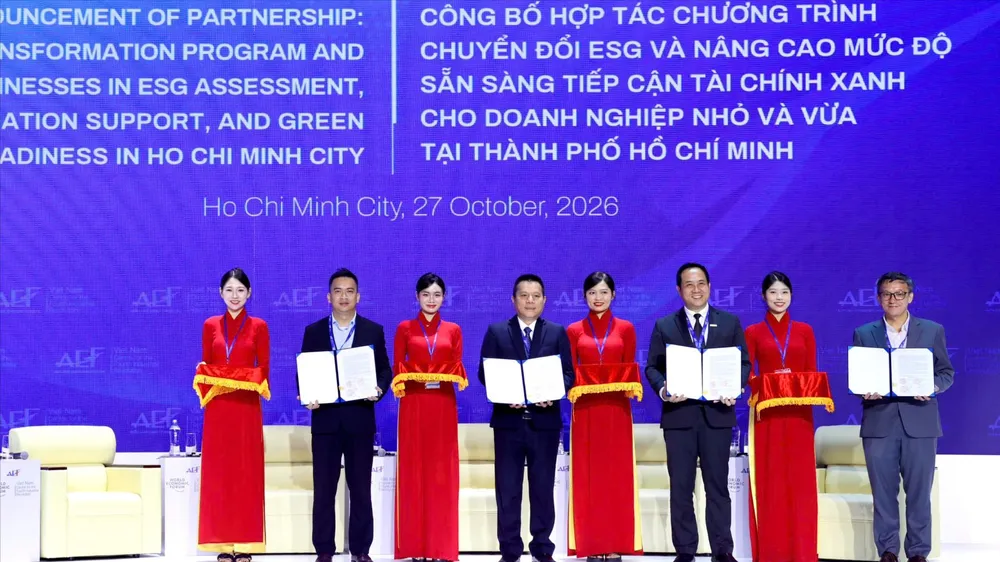 Công bố hợp tác chương trình hỗ trợ doanh nghiệp chuyển đổi ESG