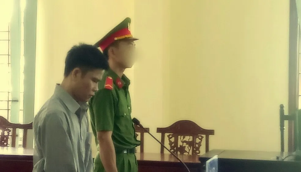 Anh đâm chết em ruột chỉ vì tranh chấp đất đai