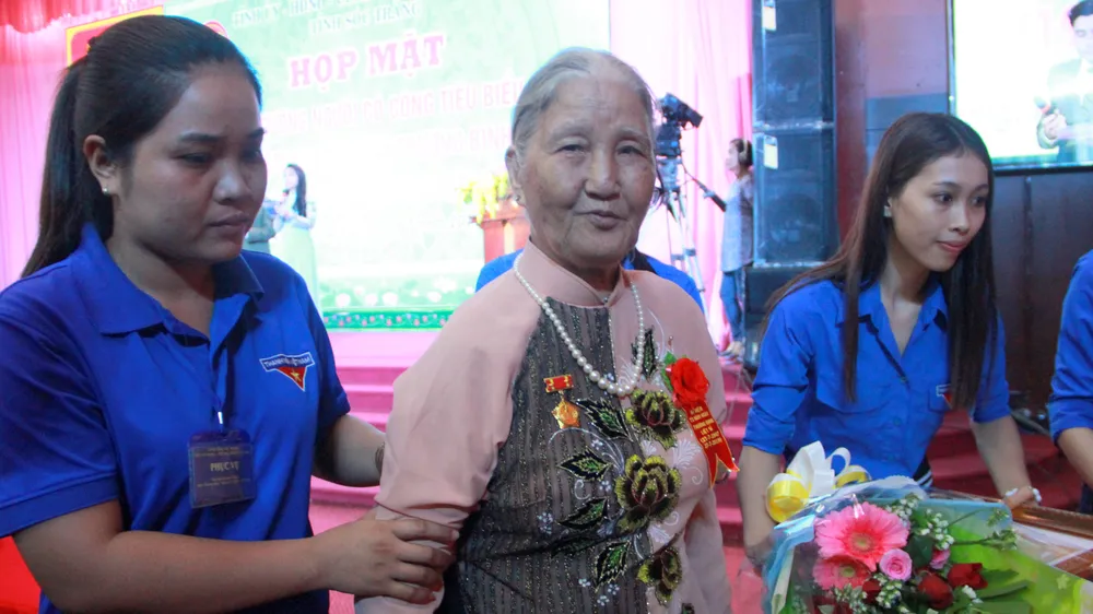 Sóc Trăng: 100% Mẹ Việt Nam Anh hùng được phụng dưỡng