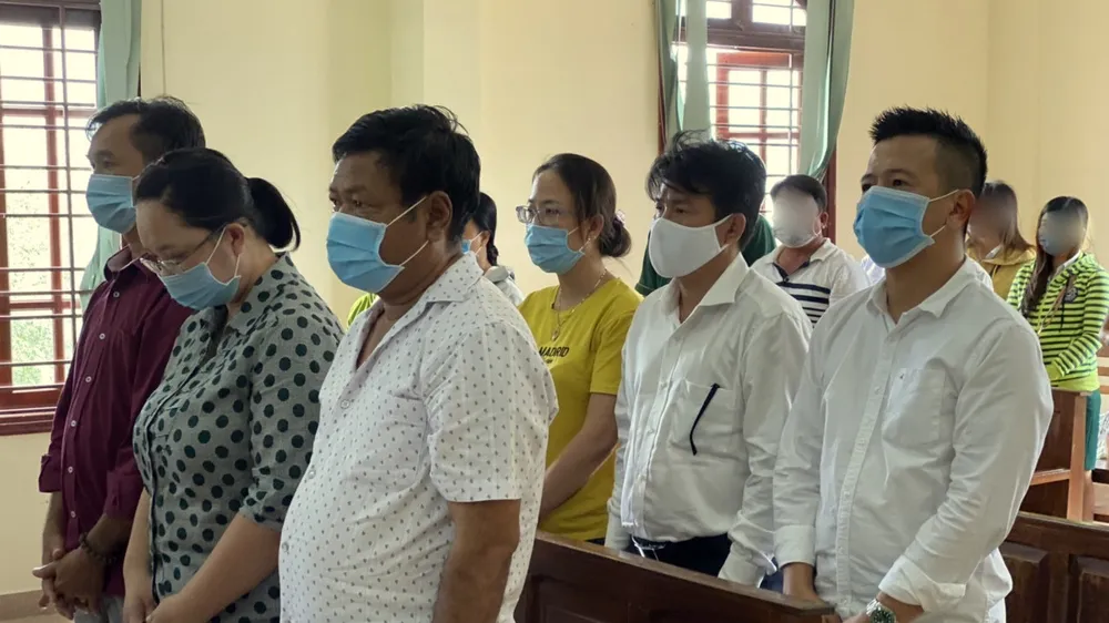 Tuyên án 7 bị cáo tội “Đưa hối lộ” thanh tra giao thông