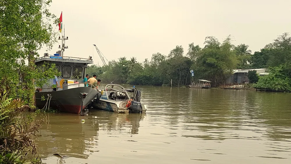 Một CSGT đường thủy mất tích khi tuần tra trên sông Hậu