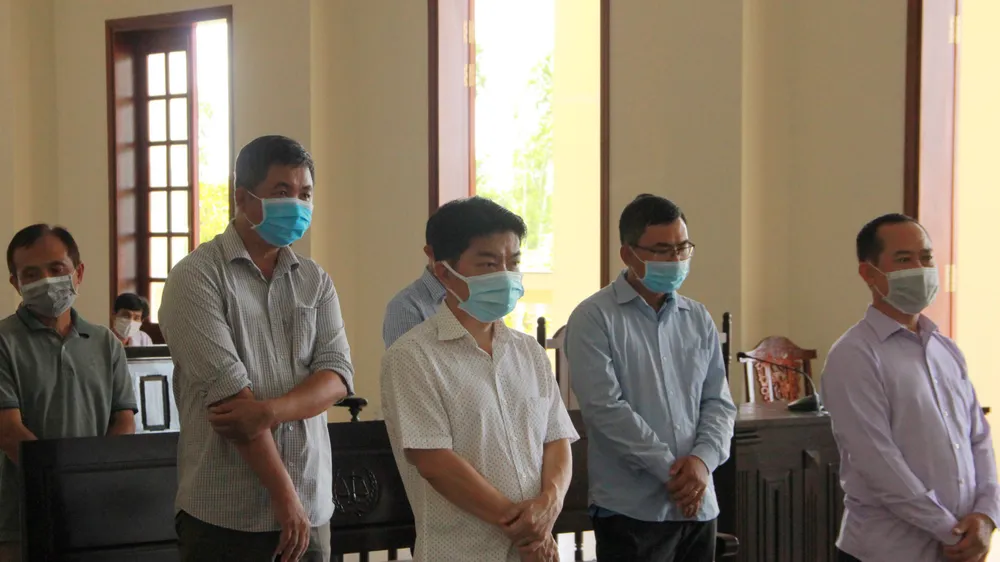 Các bị cáo tại phiên tòa
