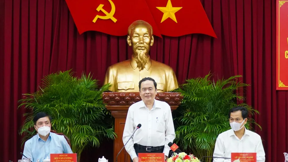 Đoàn công tác Bộ Chính trị kiểm tra việc thực hiện Nghị quyết Đại hội XIII tại TP Cần Thơ
