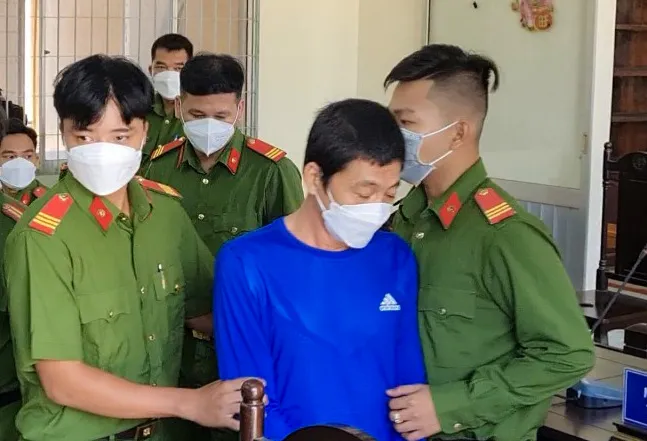 “Trùm giang hồ” Chín Xuân và đàn em lãnh án trong vụ “đốt nhà đội trưởng cảnh sát hình sự”