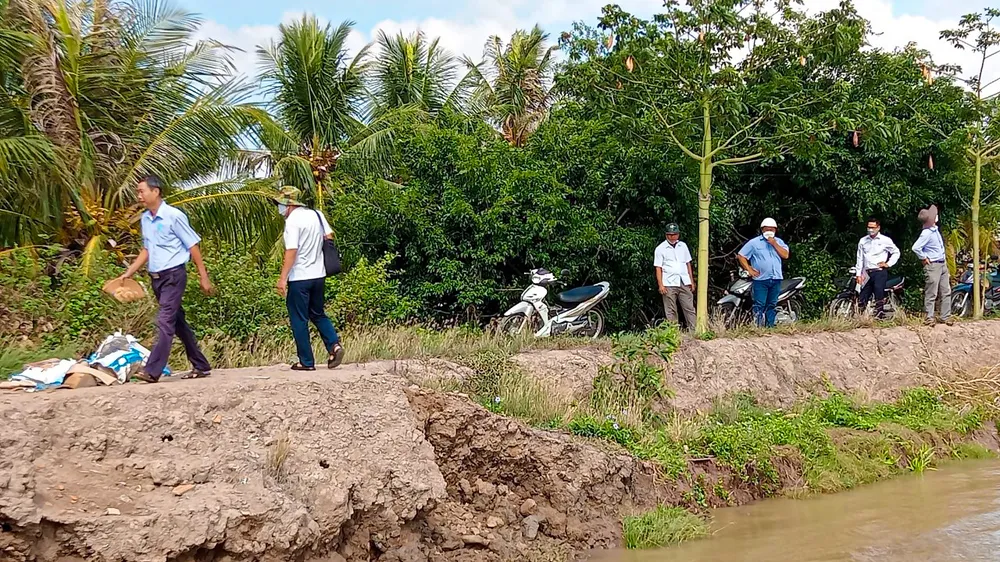 Sóc Trăng công bố tình trạng sạt lở khẩn cấp, nguy hiểm