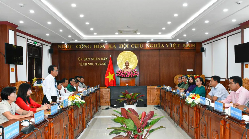 Hội Khmer - Việt Nam tại Campuchia thăm và làm việc với tỉnh Sóc Trăng