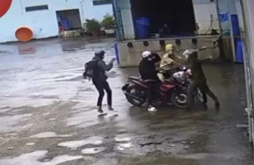 Công an tỉnh Sóc Trăng xác minh clip 2 thanh niên bị công an đánh