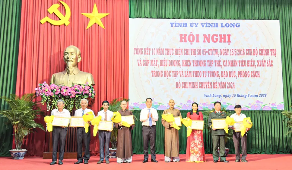 Vĩnh Long biểu dương, khen thưởng hơn 52.000 tấm gương học tập và làm theo Bác