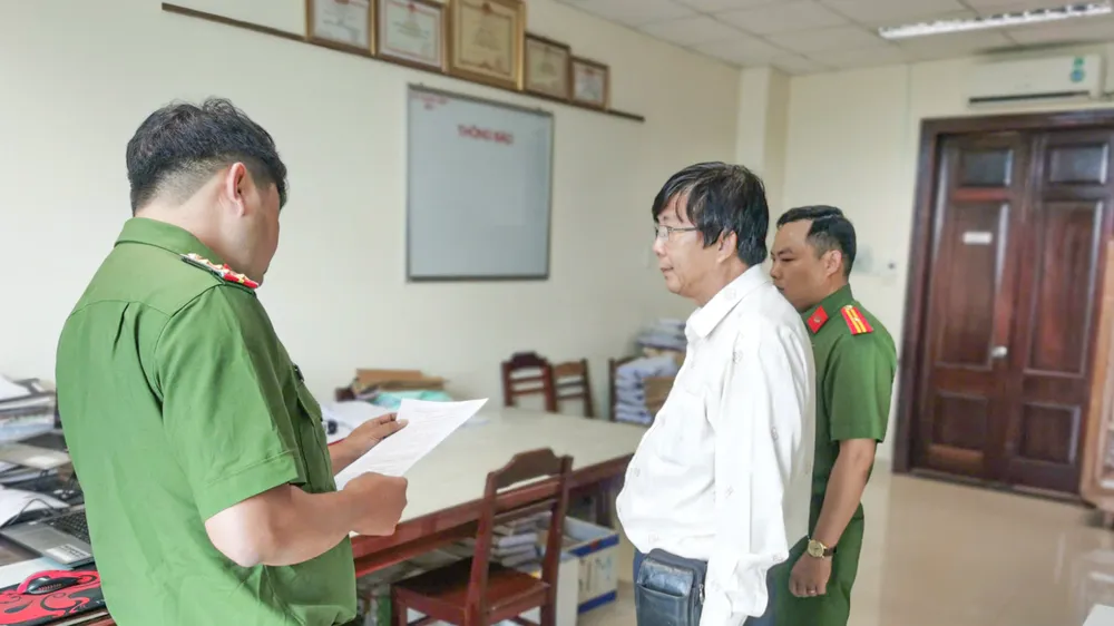 Lừa bán đất nền, giám đốc một công ty ở Cần Thơ bị bắt