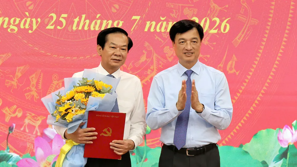 Bộ trưởng Bộ Nội vụ Đỗ Thanh Bình giữ chức Bí thư Thành ủy Cần Thơ
