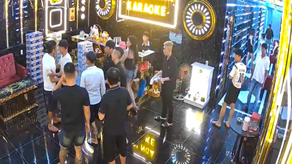 Cần Thơ: Ẩu đả trong quán karaoke, 1 người tử vong