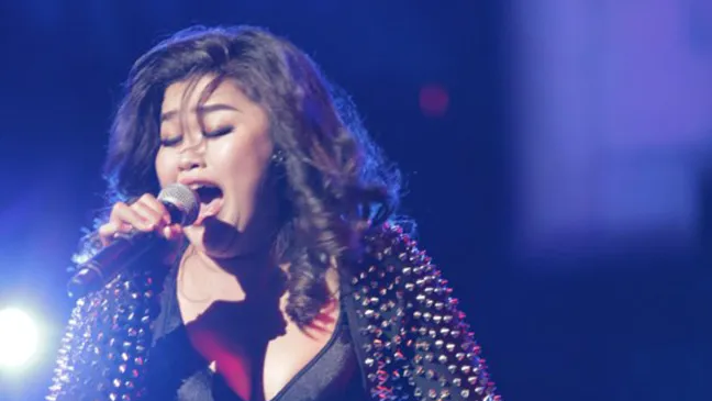 Bích Ngọc Idol tỏa sáng trên sân khấu quốc tế