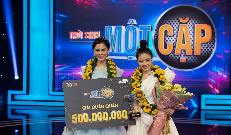 Thu Hoài “Nhà trọ Balanha” giành quán quân Trời sinh một cặp mùa 4