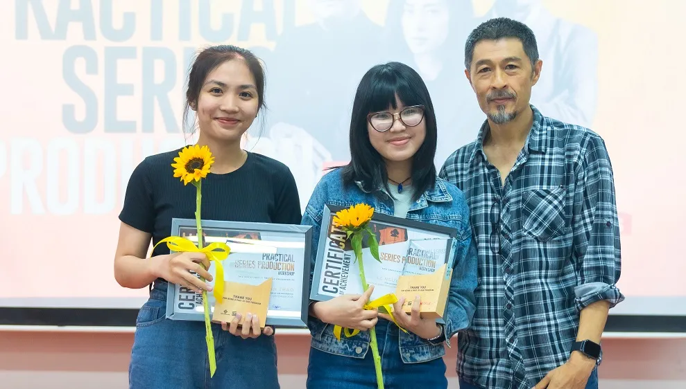Đạo diễn Charlie Nguyễn hết lòng hỗ trợ nhà làm phim trẻ