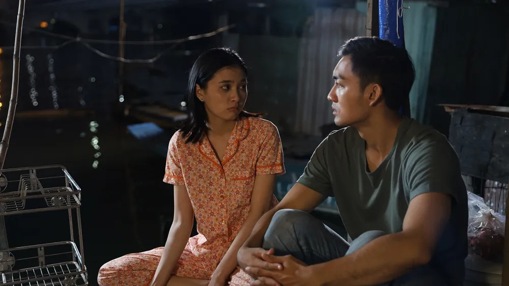 Thế giới trong gương và bài học về “đổ lỗi cho số phận”