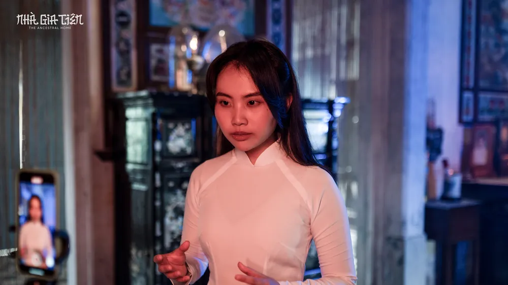 Phương Mỹ Chi làm chuyên gia "câu view" trong phim điện ảnh đầu tay