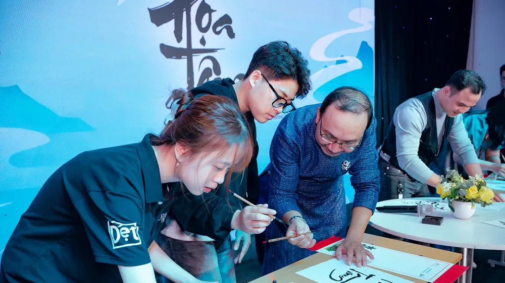 “Họa tâm” - thư pháp làm cầu nối tâm hồn và di sản
