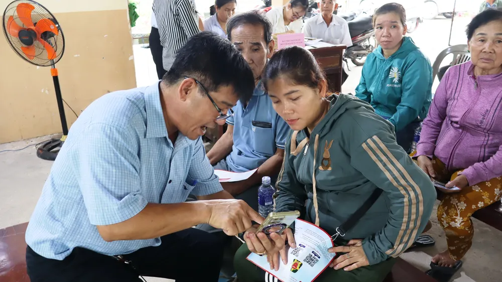 Trang bị kỹ năng số cho đồng bào dân tộc thiểu số