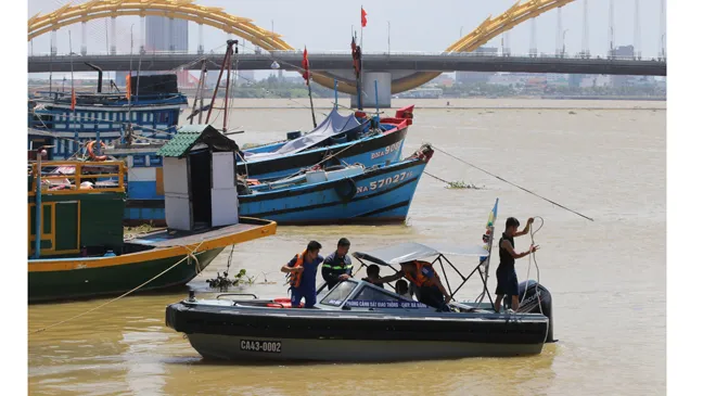 Một người đi câu mất tích trên sông Hàn 