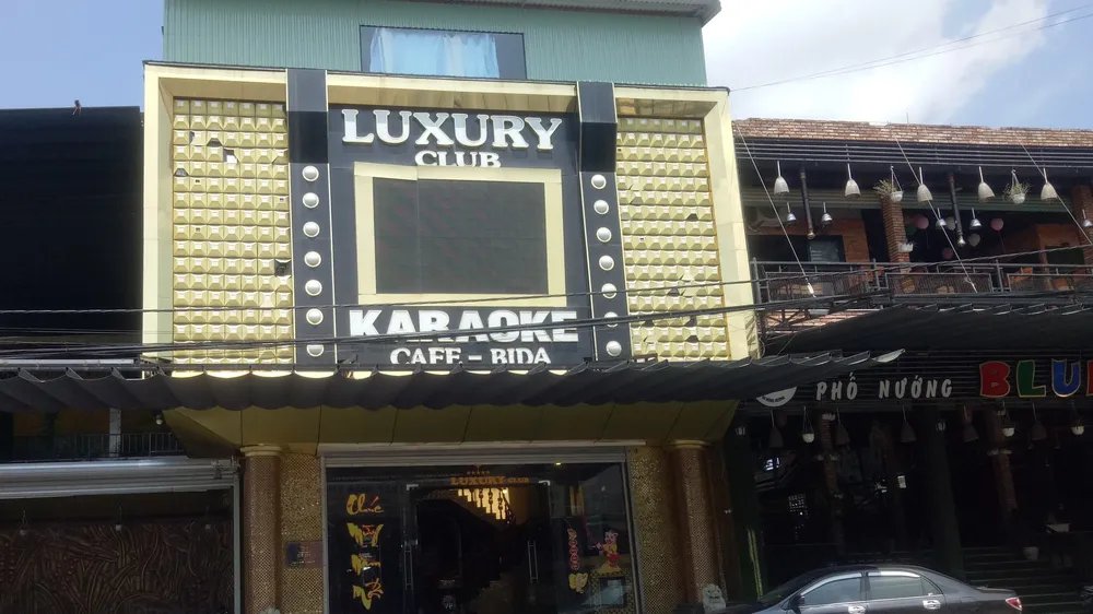 Quán karaoke Luxury, nơi lực lượng công an phát hiện 34 thanh niên dương tính với ma túy
