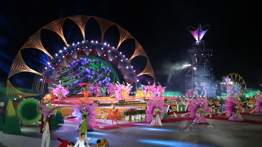 Đêm khai mạc Festival Hoa Đà Lạt đầy sắc màu
