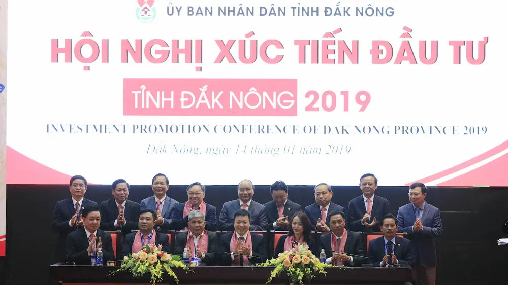 Thủ tướng Nguyễn Xuân Phúc: Đắk Nông cần giải quyết tốt các thủ tục hành chính trong đầu tư